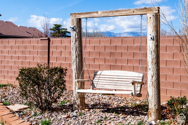 1027 S 920 W, Hurricane, UT 84737