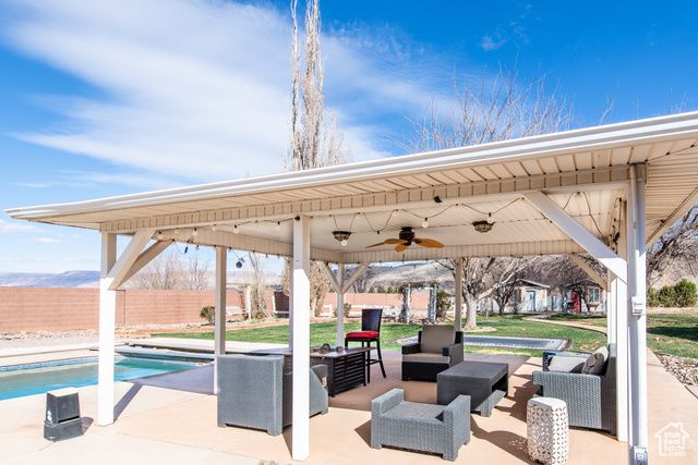 1027 S 920 W, Hurricane, UT 84737