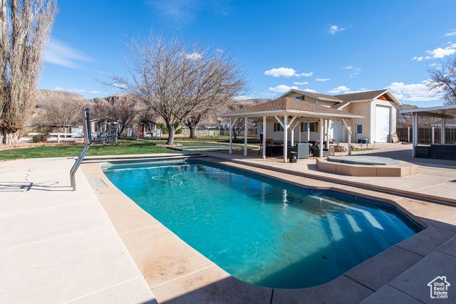 1027 S 920 W, Hurricane, UT 84737