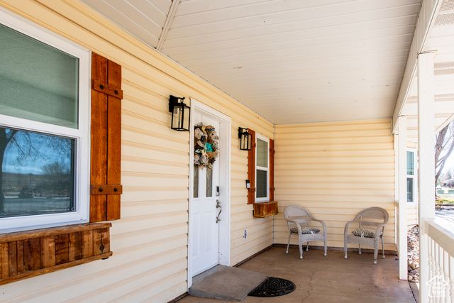 1027 S 920 W, Hurricane, UT 84737