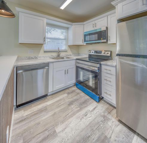223 N E Street 4, Lake Worth Beach, FL 33460