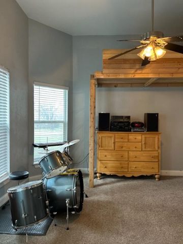 417 W Grand Street, Whitewright, TX 75491