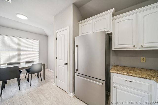 1417 E 145th Street S, Glenpool, OK 74033