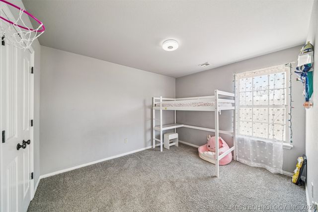 1417 E 145th Street S, Glenpool, OK 74033