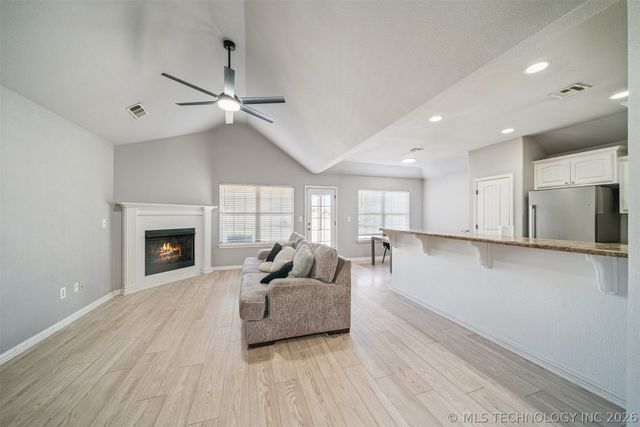 1417 E 145th Street S, Glenpool, OK 74033