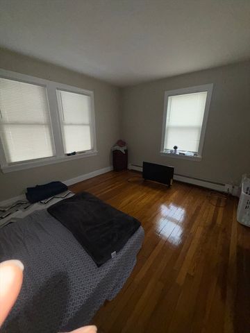 38 Ballard St 2, Saugus, MA 01906