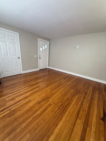 38 Ballard St 2, Saugus, MA 01906