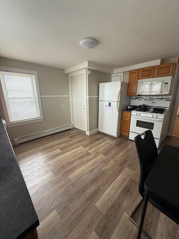 38 Ballard St 2, Saugus, MA 01906