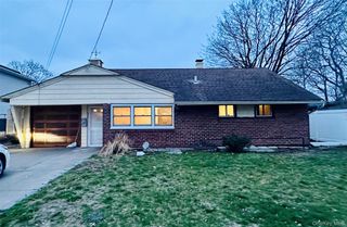 157 3rd Street, Hicksville, NY 11801