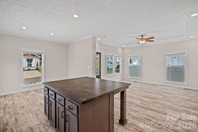 128 Bellamy Road, Asheville, NC 28806