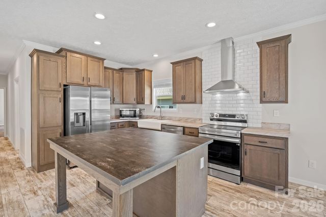 128 Bellamy Road, Asheville, NC 28806