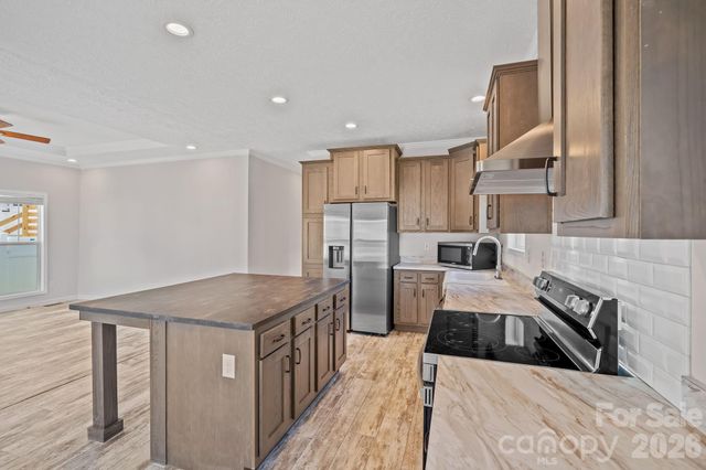 128 Bellamy Road, Asheville, NC 28806