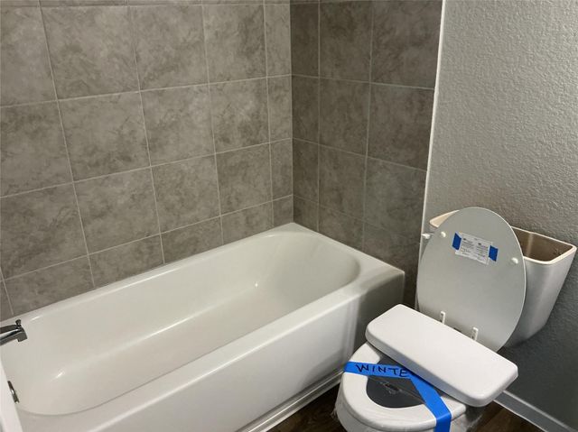 123 Bluestem DR, Elgin, TX 78621