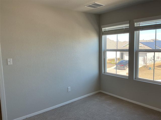 123 Bluestem DR, Elgin, TX 78621