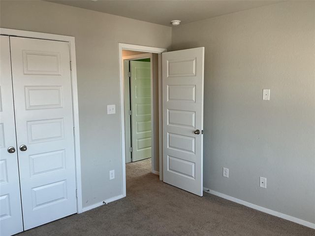 123 Bluestem DR, Elgin, TX 78621