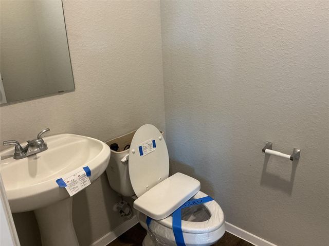 123 Bluestem DR, Elgin, TX 78621