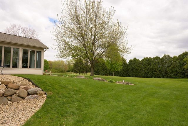2717 Olin Way, Sun Prairie, WI 53590