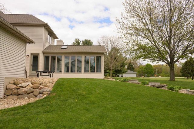 2717 Olin Way, Sun Prairie, WI 53590
