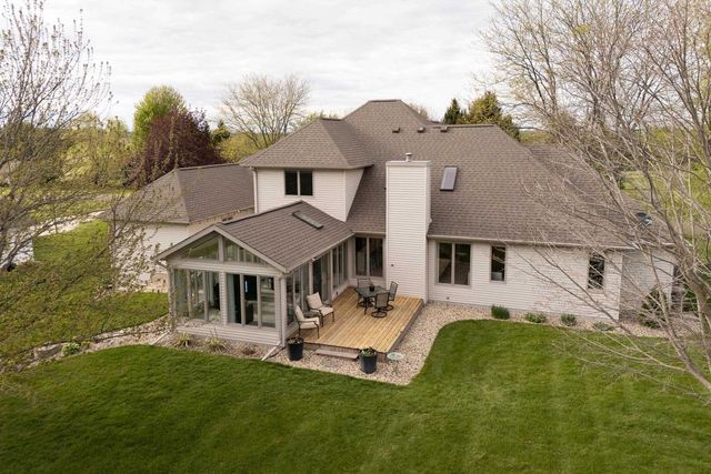 2717 Olin Way, Sun Prairie, WI 53590