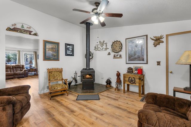 2057 Checkrein Lane, La Pine, OR 97739