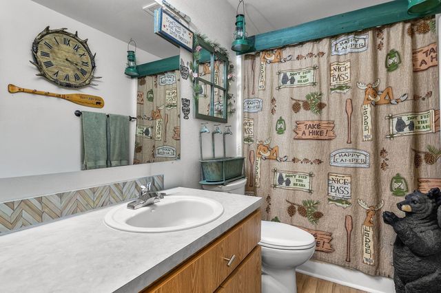 2057 Checkrein Lane, La Pine, OR 97739