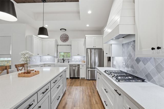 147 Sandpiper Drive, Weatherford, TX 76088