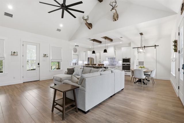 147 Sandpiper Drive, Weatherford, TX 76088