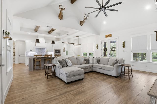 147 Sandpiper Drive, Weatherford, TX 76088