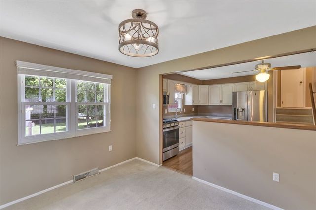 668 EDWARD DRIVE, Carnegie, PA 15106