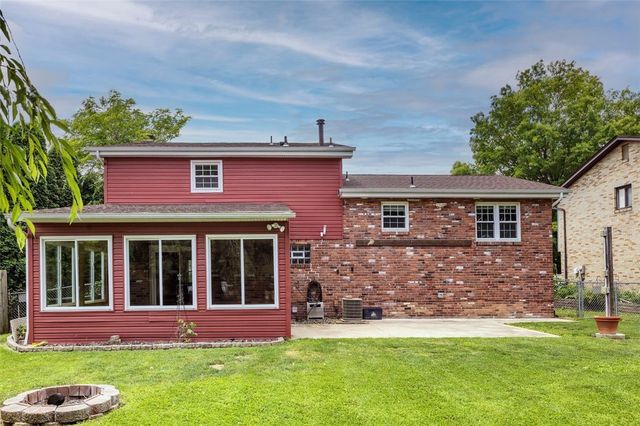 668 EDWARD DRIVE, Carnegie, PA 15106