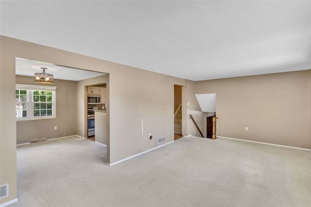 668 EDWARD DRIVE, Carnegie, PA 15106