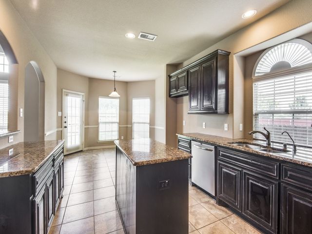 12112 Abernathy Circle, Mckinney, TX 75071