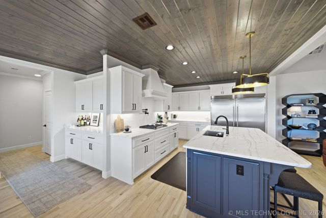 2823 E 141st Court S, Bixby, OK 74008