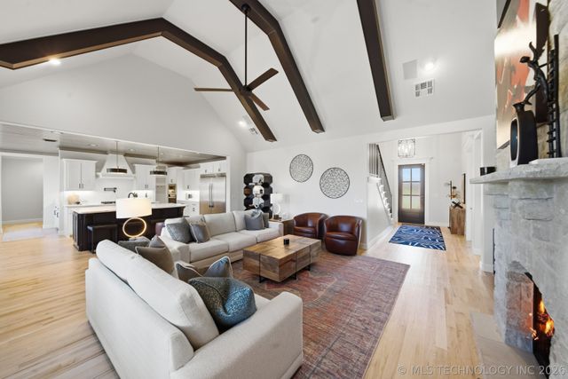 2823 E 141st Court S, Bixby, OK 74008