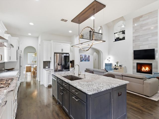 2724 Dames Lane, Irving, TX 75063