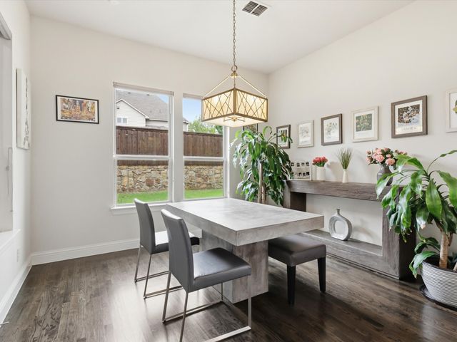 2724 Dames Lane, Irving, TX 75063