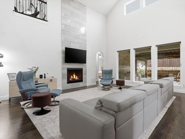 2724 Dames Lane, Irving, TX 75063
