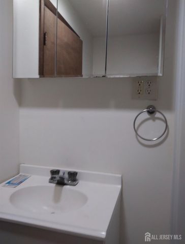 503 Main Street, Sayreville, NJ 08872