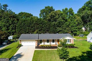 4422 White Oak Drive, Sugar Hill, GA 30518