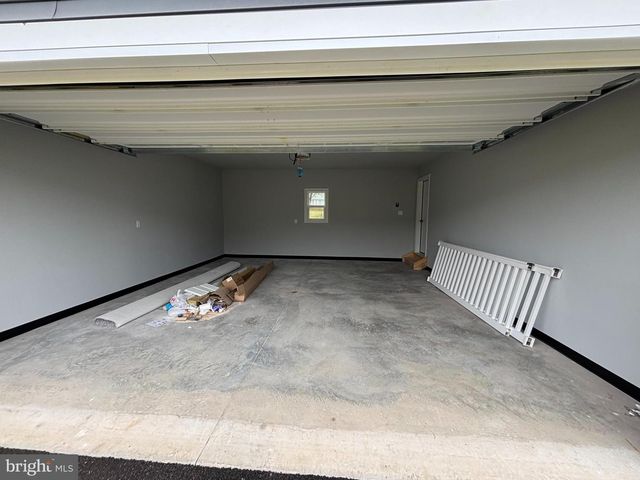 3746 PERCY AVE, Chambersburg, PA 17202