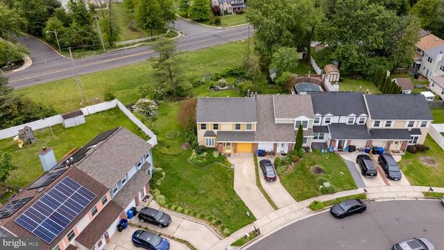 210 BURNAM WOOD DR, Mount Laurel, NJ 08054