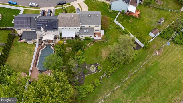 210 BURNAM WOOD DR, Mount Laurel, NJ 08054