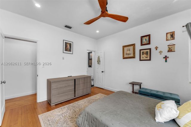 1575 SW 15th St, Miami, FL 33145
