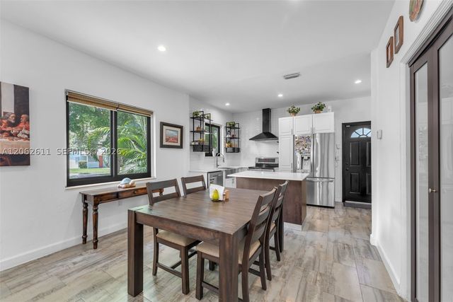 1575 SW 15th St, Miami, FL 33145