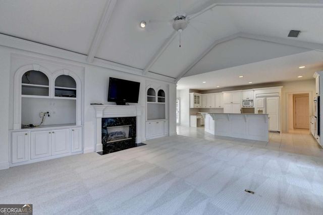 6905 Blackthorn Lane, Suwanee, GA 30024