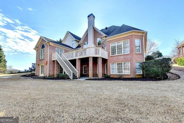 6905 Blackthorn Lane, Suwanee, GA 30024