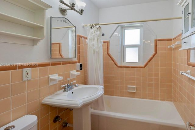 46 NE 101st St, Miami Shores, FL 33138