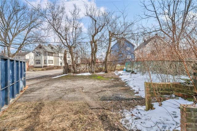 3303 E 123rd Street, Cleveland, OH 44120