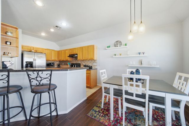 19405 E 48th Street S, Broken Arrow, OK 74014