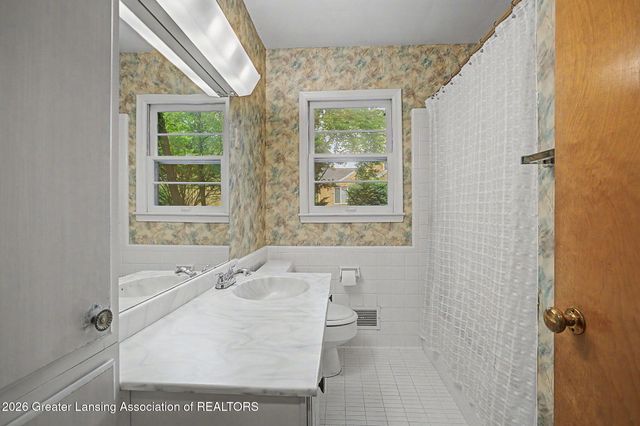 4531 Chippewa Drive, Okemos, MI 48864